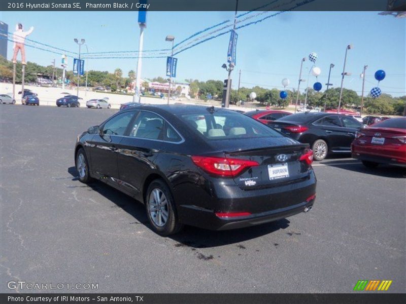 Phantom Black / Gray 2016 Hyundai Sonata SE