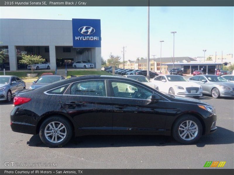 Phantom Black / Gray 2016 Hyundai Sonata SE