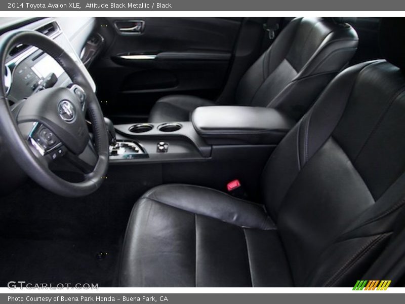 Attitude Black Metallic / Black 2014 Toyota Avalon XLE