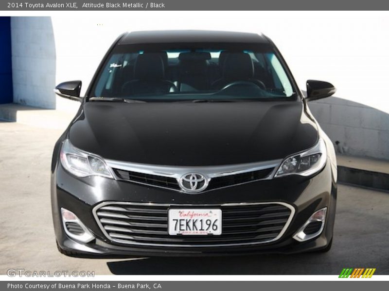 Attitude Black Metallic / Black 2014 Toyota Avalon XLE