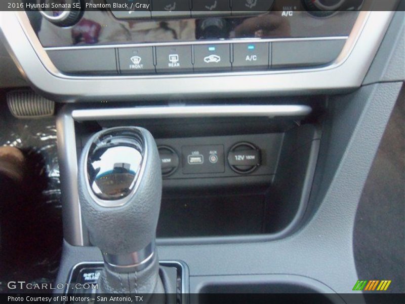 Phantom Black / Gray 2016 Hyundai Sonata SE