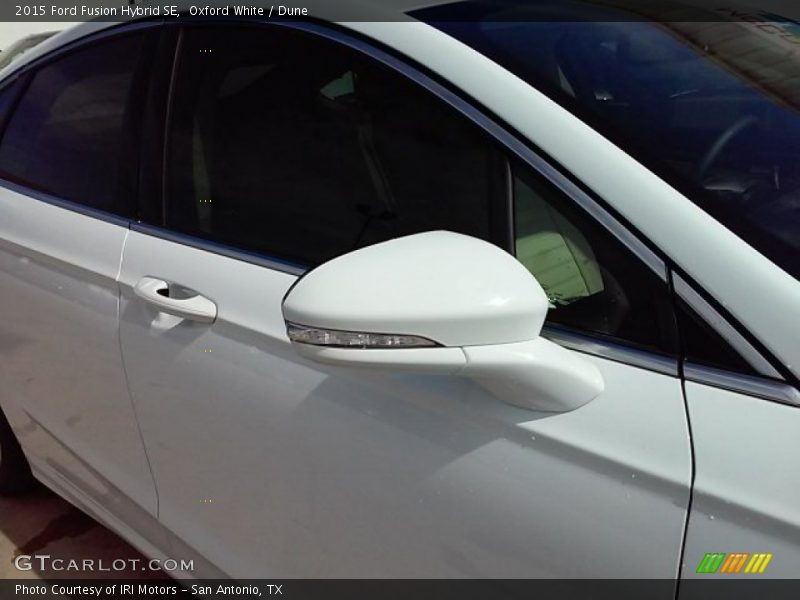Oxford White / Dune 2015 Ford Fusion Hybrid SE