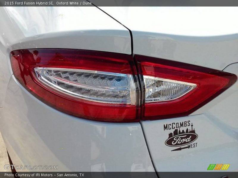 Oxford White / Dune 2015 Ford Fusion Hybrid SE