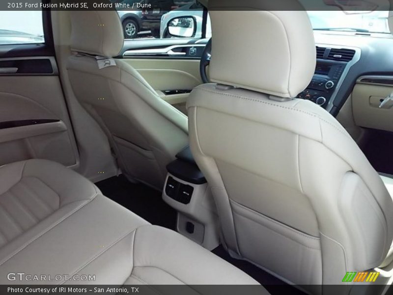 Oxford White / Dune 2015 Ford Fusion Hybrid SE