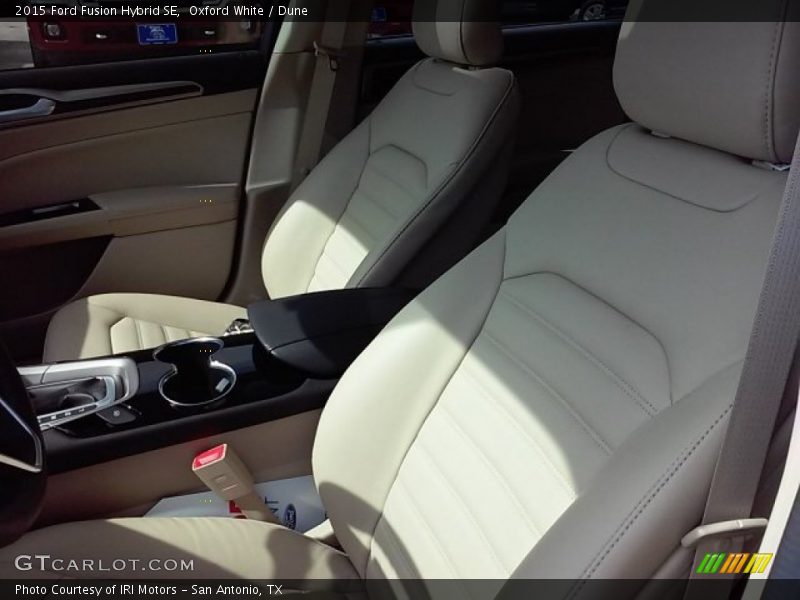 Oxford White / Dune 2015 Ford Fusion Hybrid SE