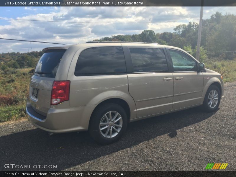 Cashmere/Sandstone Pearl / Black/Sandstorm 2016 Dodge Grand Caravan SXT