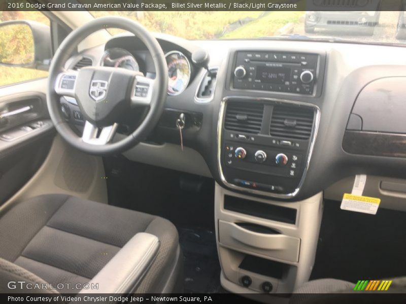 Billet Silver Metallic / Black/Light Graystone 2016 Dodge Grand Caravan American Value Package