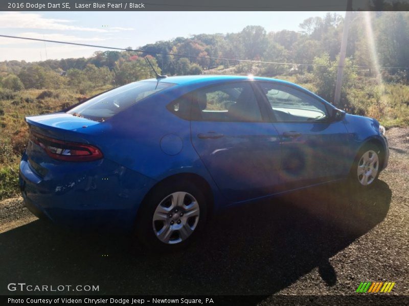 Laser Blue Pearl / Black 2016 Dodge Dart SE