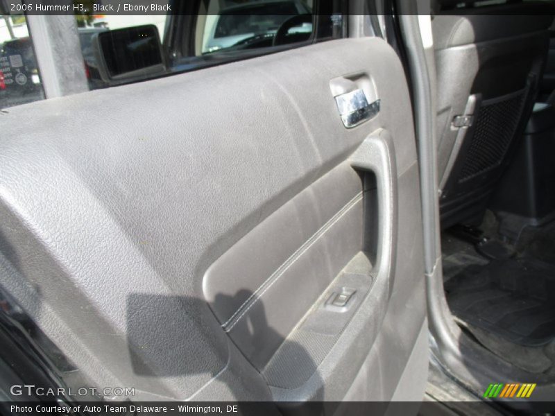 Black / Ebony Black 2006 Hummer H3