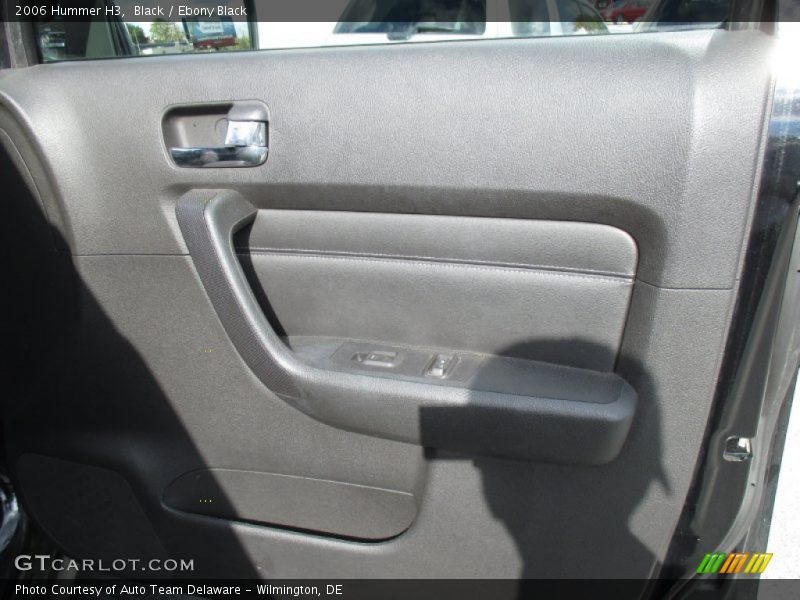 Black / Ebony Black 2006 Hummer H3