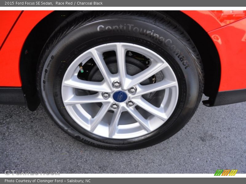 Race Red / Charcoal Black 2015 Ford Focus SE Sedan