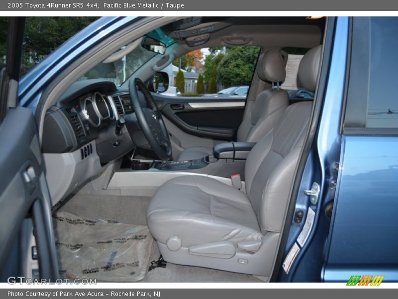 Pacific Blue Metallic / Taupe 2005 Toyota 4Runner SR5 4x4
