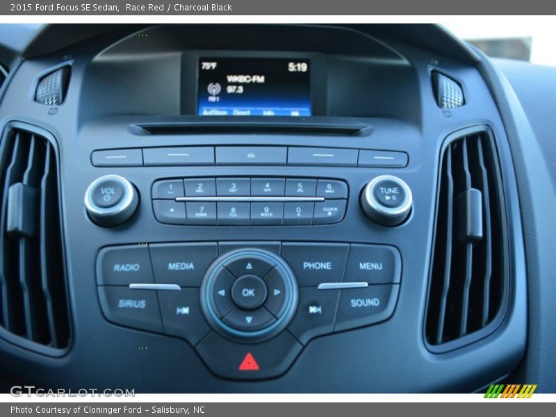 Race Red / Charcoal Black 2015 Ford Focus SE Sedan