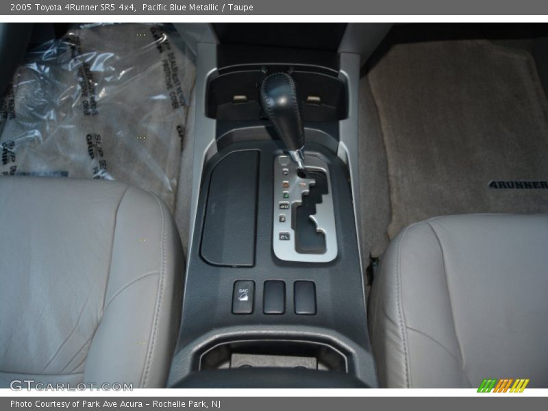 Pacific Blue Metallic / Taupe 2005 Toyota 4Runner SR5 4x4