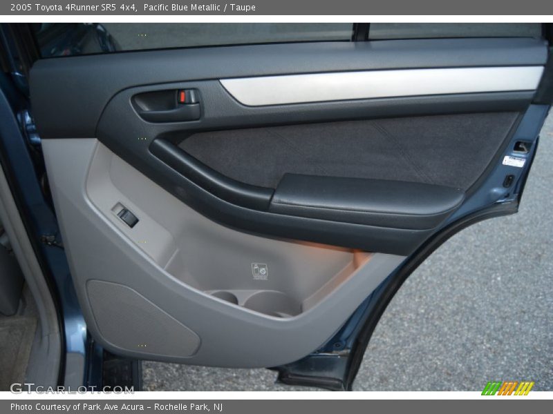 Pacific Blue Metallic / Taupe 2005 Toyota 4Runner SR5 4x4