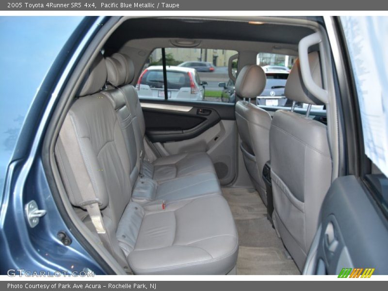 Pacific Blue Metallic / Taupe 2005 Toyota 4Runner SR5 4x4