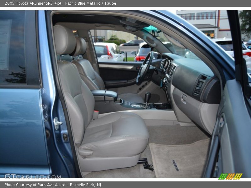 Pacific Blue Metallic / Taupe 2005 Toyota 4Runner SR5 4x4
