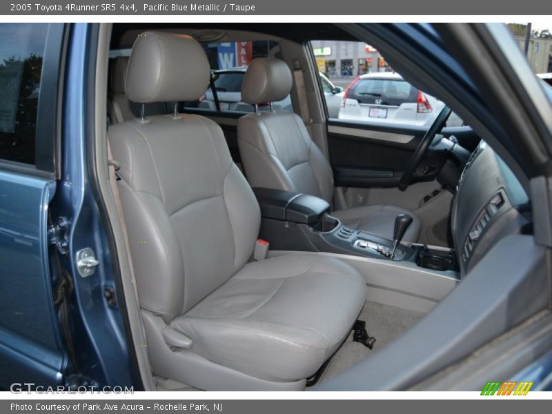Pacific Blue Metallic / Taupe 2005 Toyota 4Runner SR5 4x4