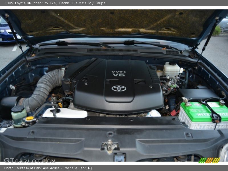 Pacific Blue Metallic / Taupe 2005 Toyota 4Runner SR5 4x4