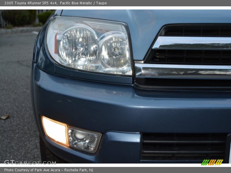 Pacific Blue Metallic / Taupe 2005 Toyota 4Runner SR5 4x4