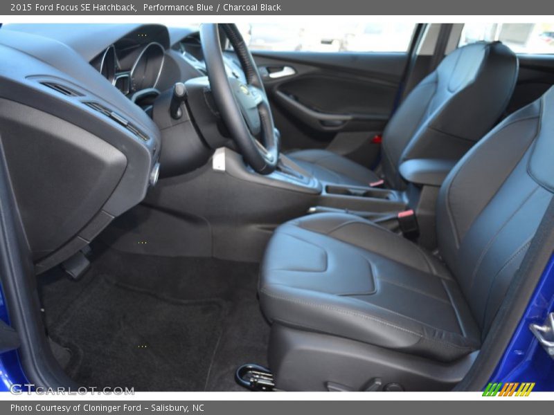 Performance Blue / Charcoal Black 2015 Ford Focus SE Hatchback
