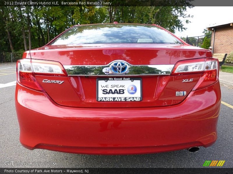 Barcelona Red Metallic / Ivory 2012 Toyota Camry Hybrid XLE