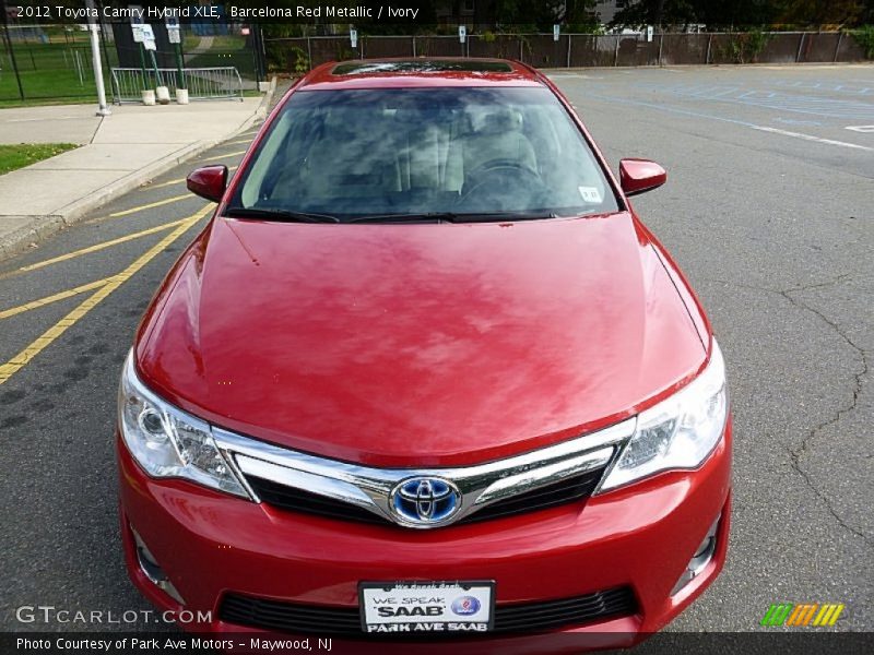 Barcelona Red Metallic / Ivory 2012 Toyota Camry Hybrid XLE