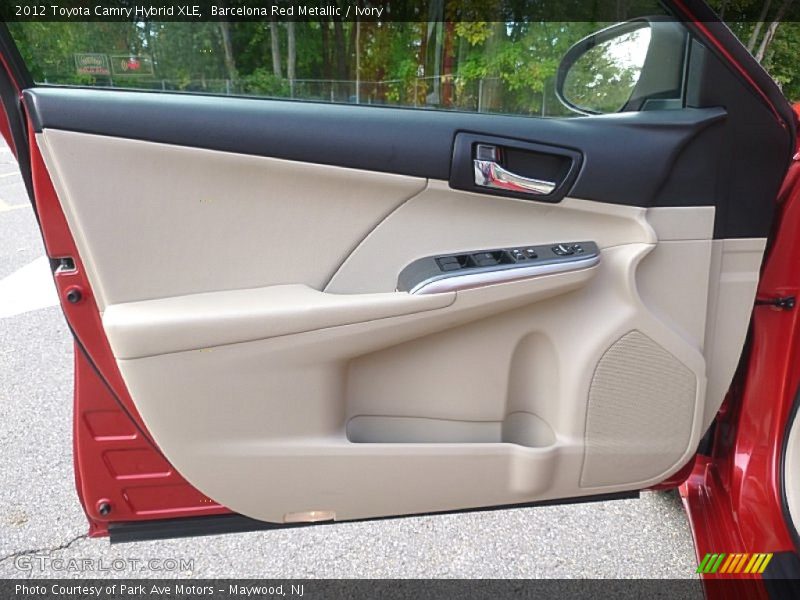 Barcelona Red Metallic / Ivory 2012 Toyota Camry Hybrid XLE