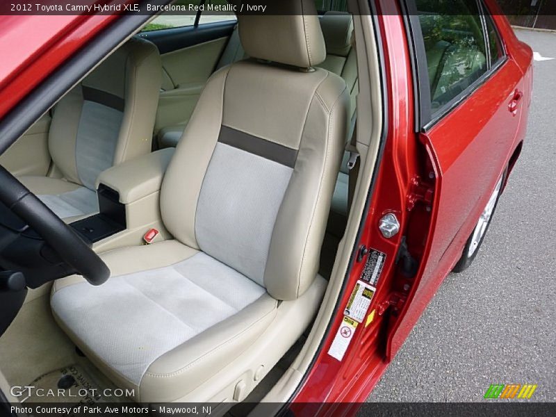 Barcelona Red Metallic / Ivory 2012 Toyota Camry Hybrid XLE