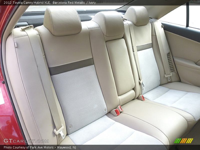 Barcelona Red Metallic / Ivory 2012 Toyota Camry Hybrid XLE