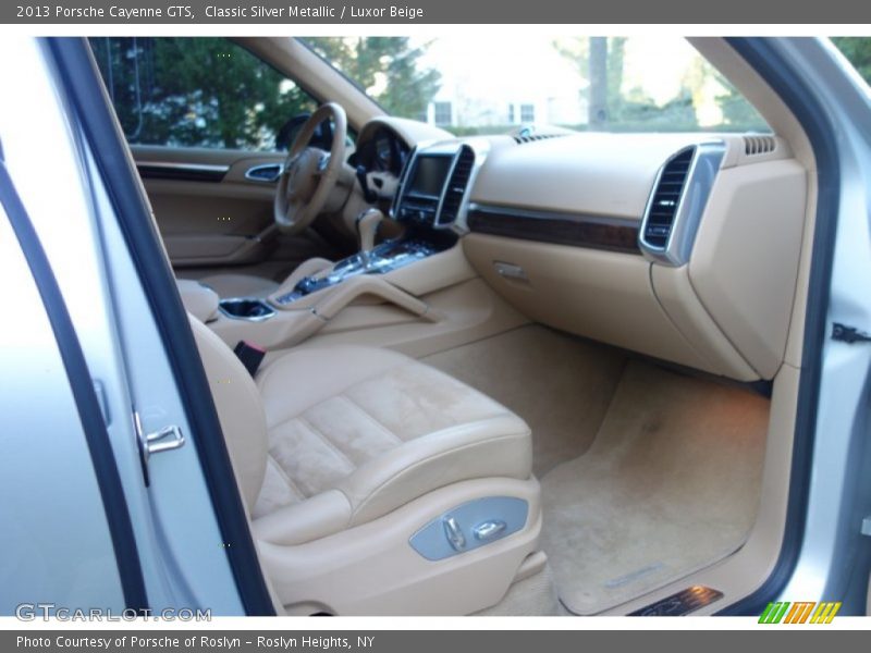 Classic Silver Metallic / Luxor Beige 2013 Porsche Cayenne GTS