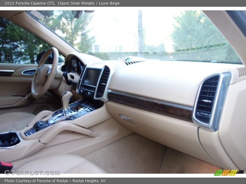 Classic Silver Metallic / Luxor Beige 2013 Porsche Cayenne GTS