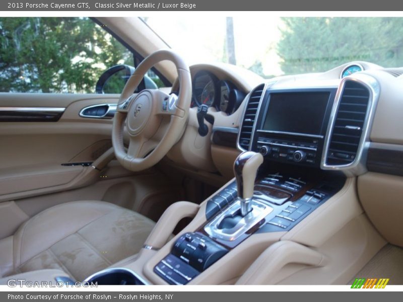 Classic Silver Metallic / Luxor Beige 2013 Porsche Cayenne GTS