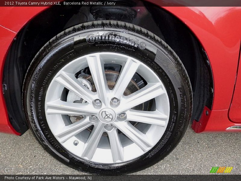Barcelona Red Metallic / Ivory 2012 Toyota Camry Hybrid XLE