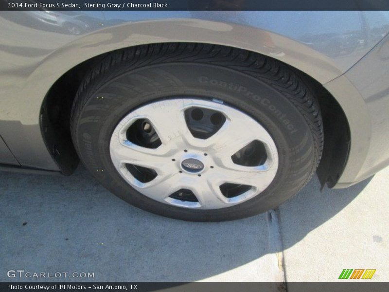 Sterling Gray / Charcoal Black 2014 Ford Focus S Sedan