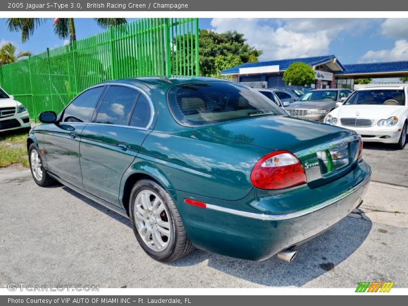 British Racing Green / Champagne 2005 Jaguar S-Type 3.0