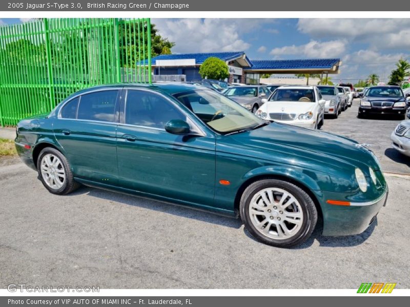 British Racing Green / Champagne 2005 Jaguar S-Type 3.0