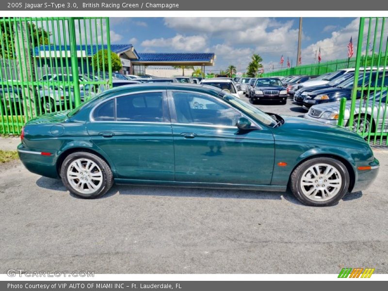 British Racing Green / Champagne 2005 Jaguar S-Type 3.0