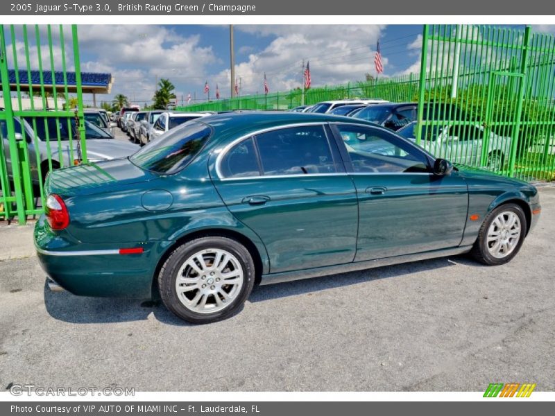 British Racing Green / Champagne 2005 Jaguar S-Type 3.0