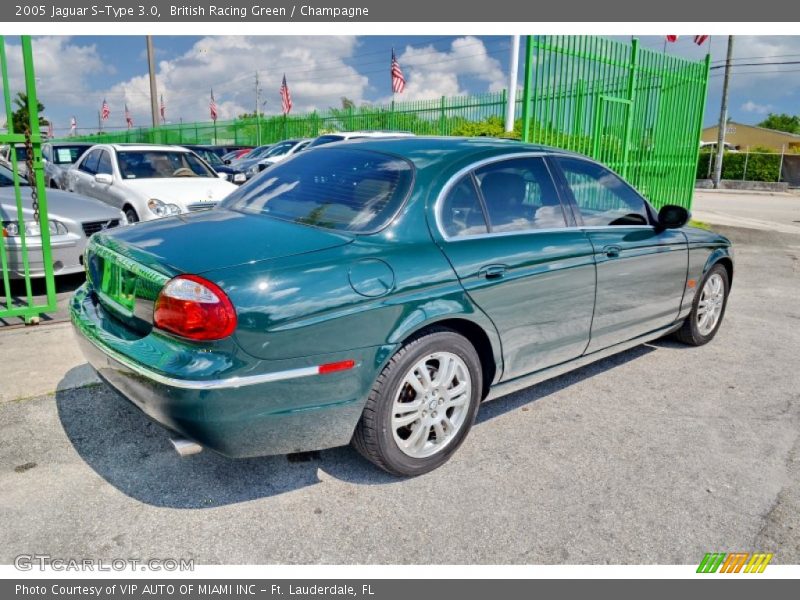 British Racing Green / Champagne 2005 Jaguar S-Type 3.0