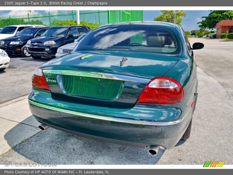 British Racing Green / Champagne 2005 Jaguar S-Type 3.0