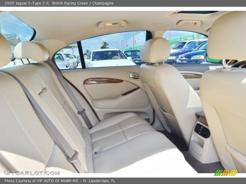 British Racing Green / Champagne 2005 Jaguar S-Type 3.0