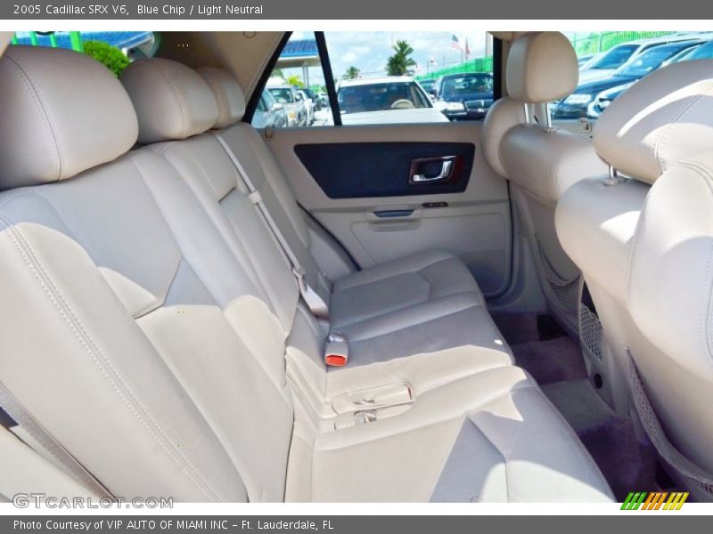 Blue Chip / Light Neutral 2005 Cadillac SRX V6