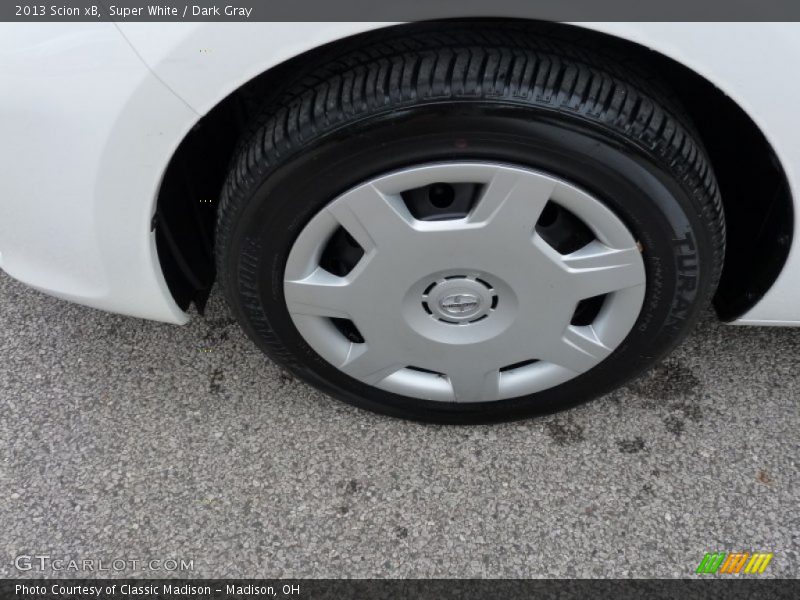 Super White / Dark Gray 2013 Scion xB