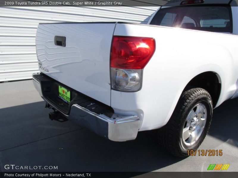 Super White / Graphite Gray 2009 Toyota Tundra SR5 Double Cab