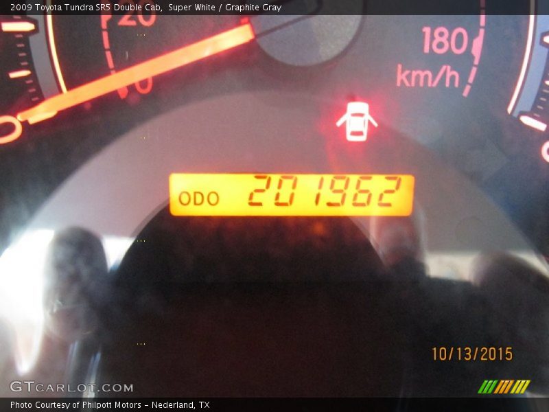 Super White / Graphite Gray 2009 Toyota Tundra SR5 Double Cab