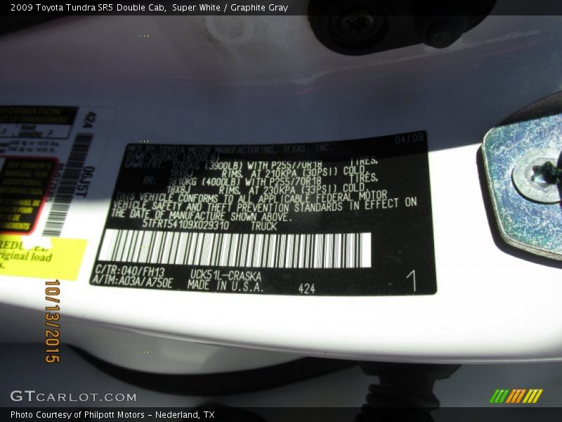 Super White / Graphite Gray 2009 Toyota Tundra SR5 Double Cab