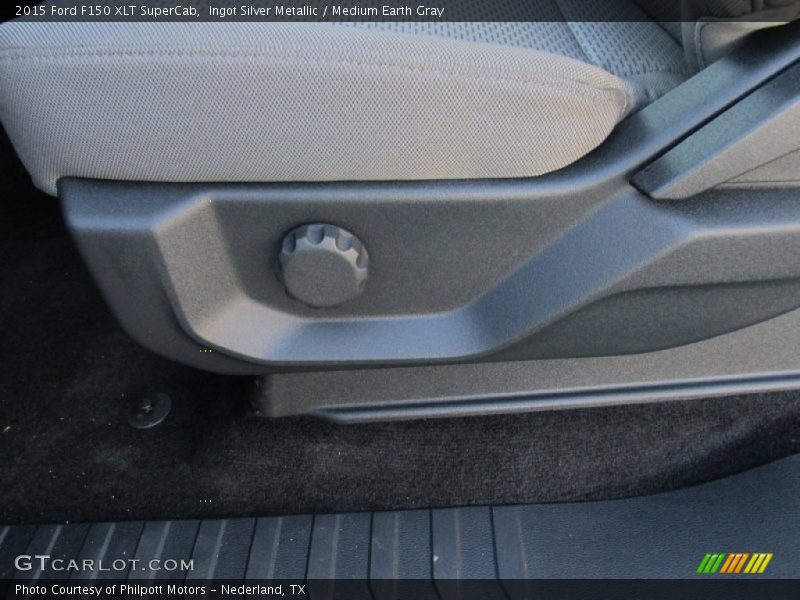 Ingot Silver Metallic / Medium Earth Gray 2015 Ford F150 XLT SuperCab