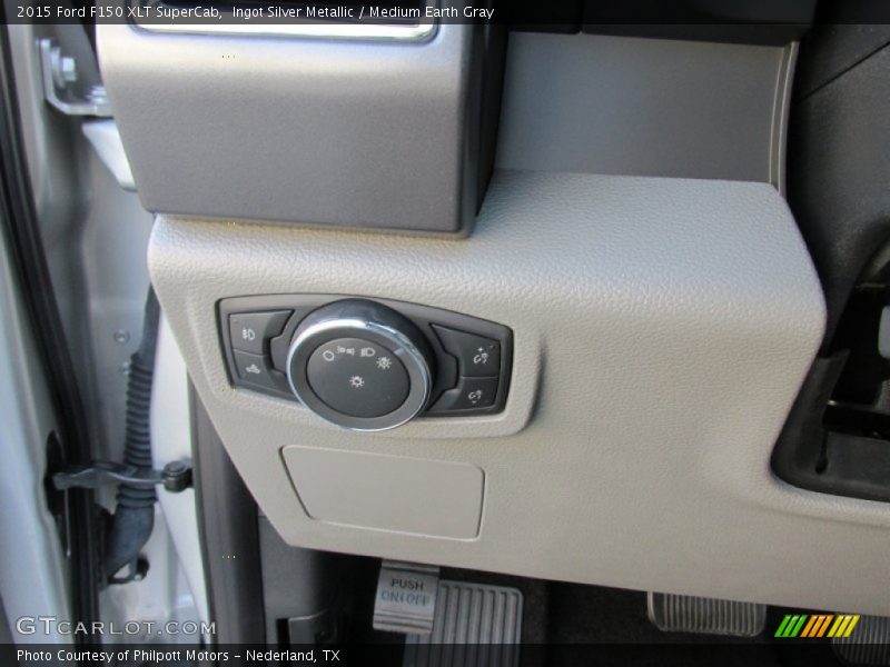 Ingot Silver Metallic / Medium Earth Gray 2015 Ford F150 XLT SuperCab