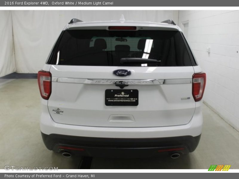 Oxford White / Medium Light Camel 2016 Ford Explorer 4WD